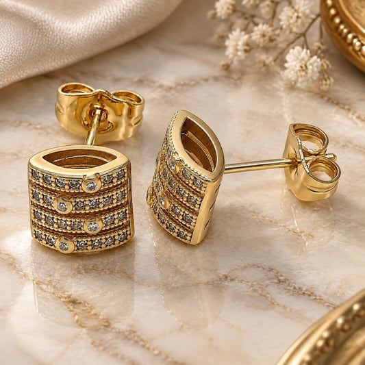 Oro Laminado Stud Earring, Gold Filled Style with White Cubic Zirconia, Polished, Golden Finish