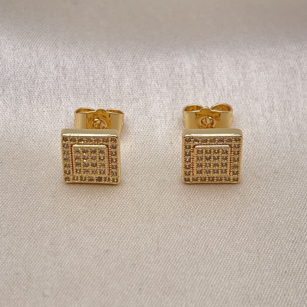 Oro Laminado Stud Earring, Gold Filled Style with White Micro Pave, Polished, Golden Finish