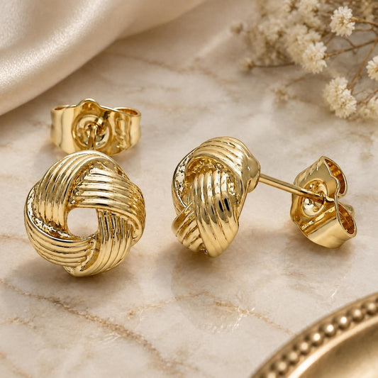 Oro Laminado Stud Earring, Gold Filled Style Love Knot Design, Polished, Golden Finish