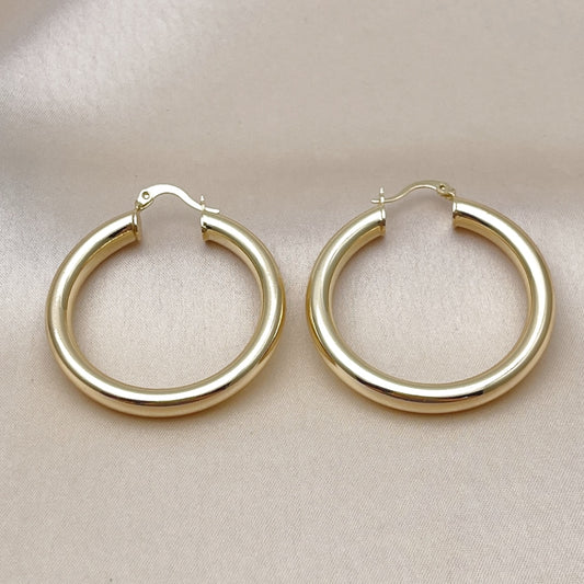 Oro Laminado Medium Hoop, Gold Filled Style Hollow Design, Polished, Golden Finish
