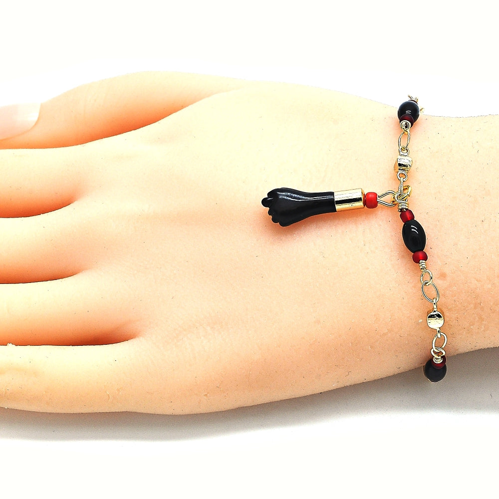 Oro Laminado Charm Bracelet, Gold Filled Style Polished, Golden Finish