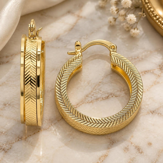 Oro Laminado Small Hoop, Gold Filled Style Polished, Golden Finish