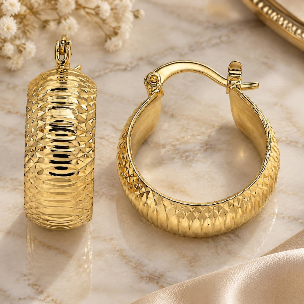Oro Laminado Small Hoop, Gold Filled Style Diamond Cutting Finish, Golden Finish