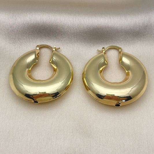 Oro Laminado Medium Hoop, Gold Filled Style Hollow Design, Polished, Golden Finish
