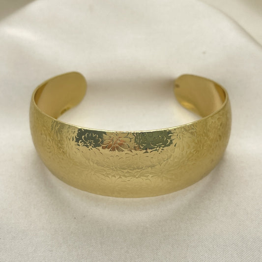 Oro Laminado Individual Bangle, Gold Filled Style Flower Design, Polished, Golden Finish