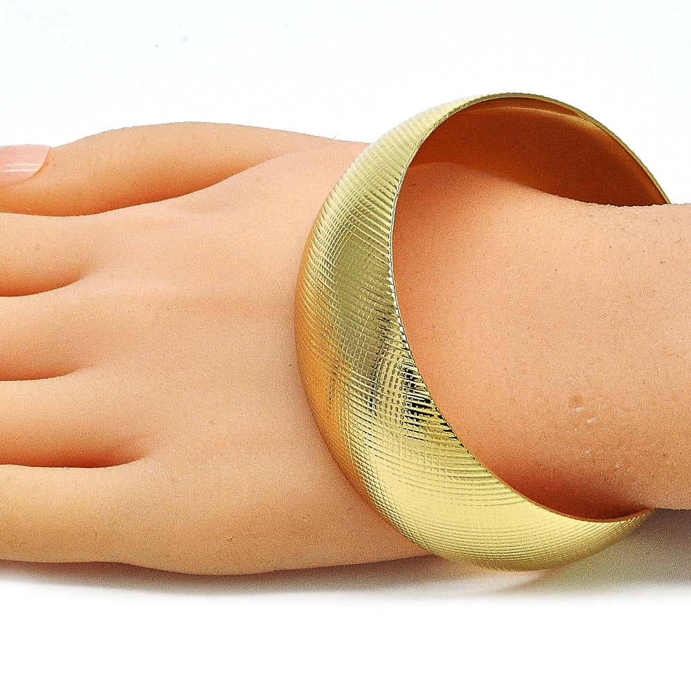 Oro Laminado Individual Bangle, Gold Filled Style Diamond Cutting Finish, Golden Finish