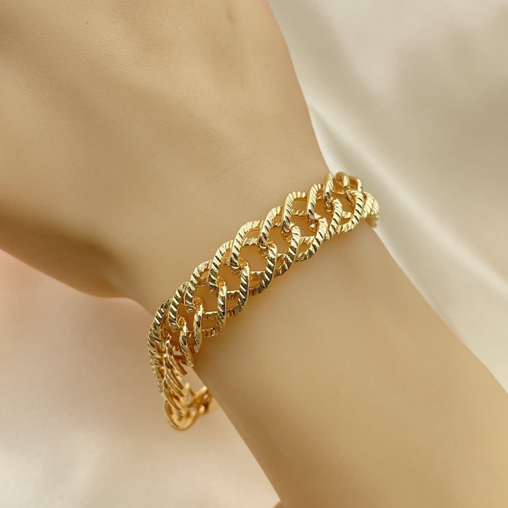 Oro Laminado Basic Bracelet, Gold Filled Style Polished, Golden Finish