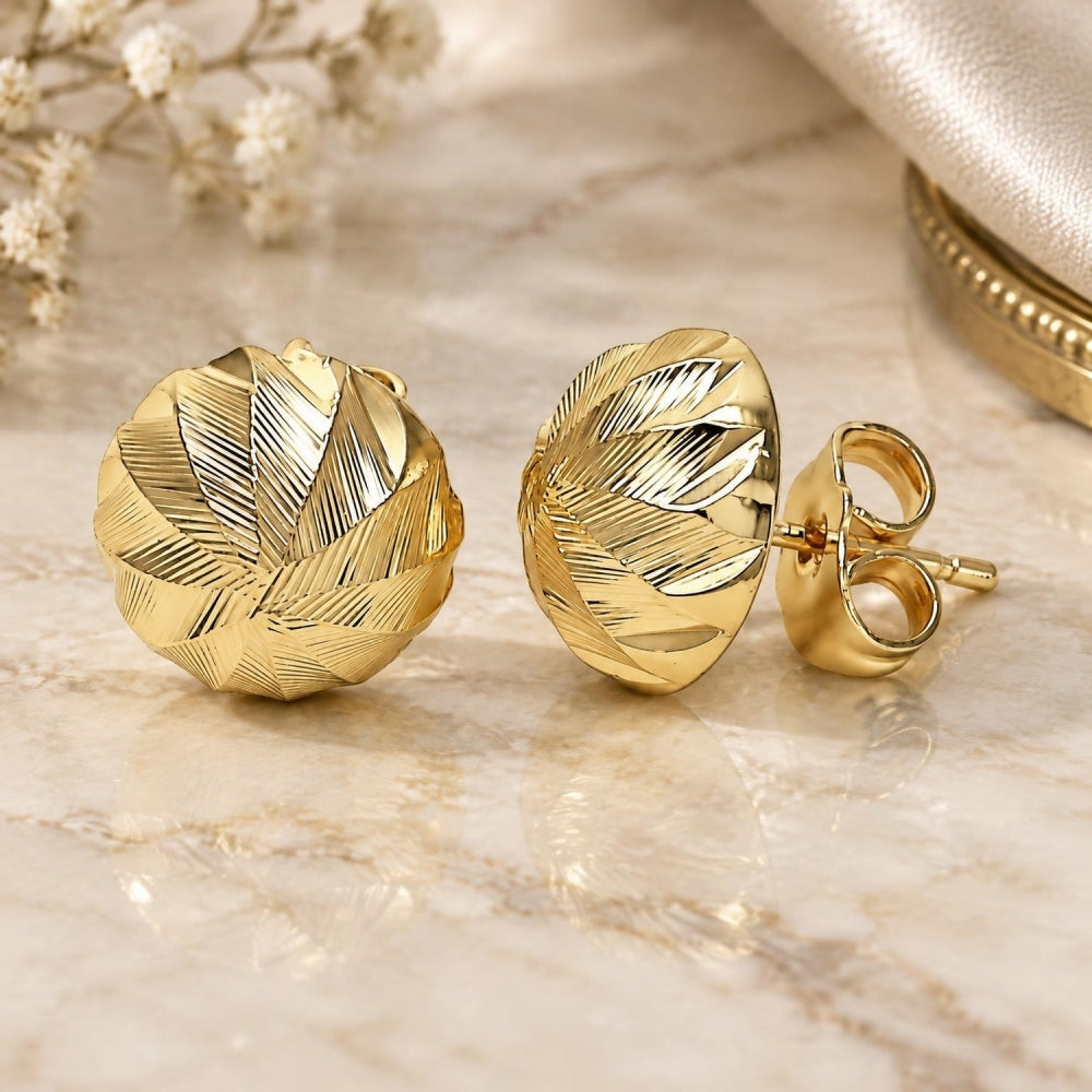 Oro Laminado Stud Earring, Gold Filled Style Diamond Cutting Finish, Golden Finish