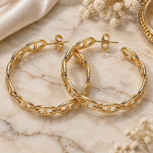 Oro Laminado Stud Earring, Gold Filled Style Puff Mariner Design, Polished, Golden Finish
