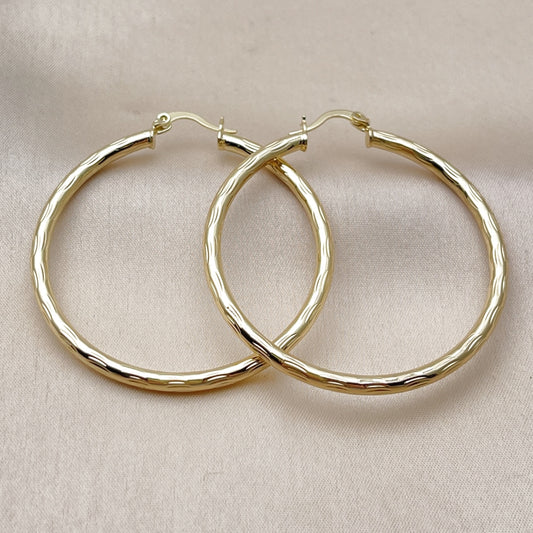 Oro Laminado Large Hoop, Gold Filled Style Hollow Design, Diamond Cutting Finish, Golden Finish