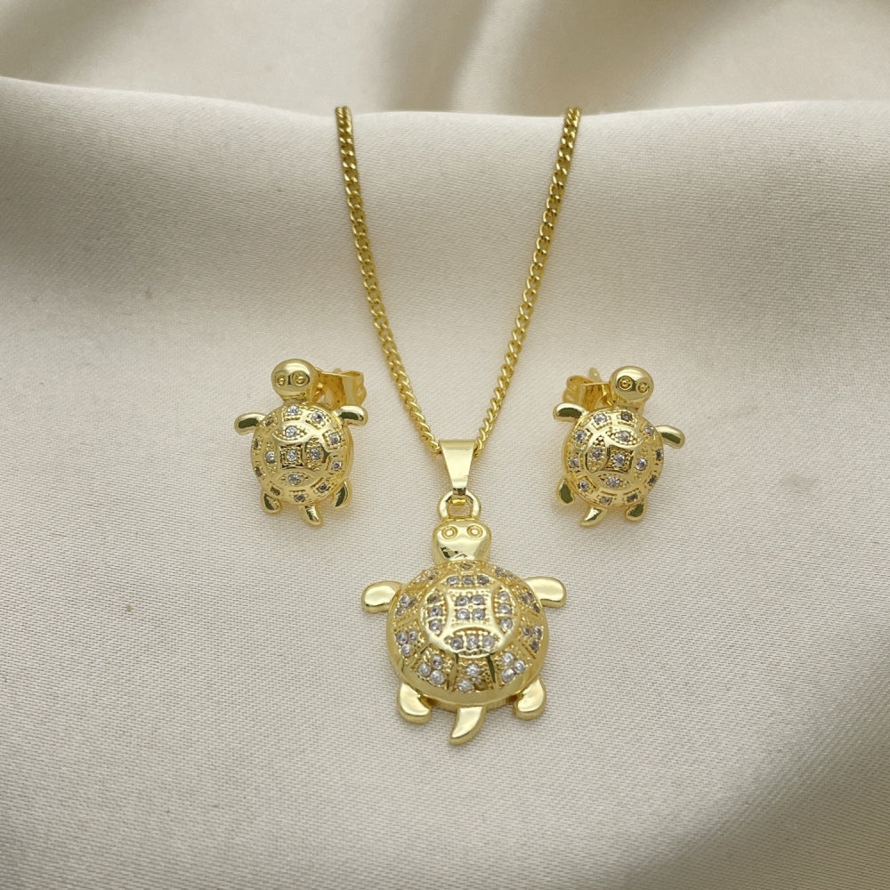 Oro Laminado Earring and Pendant Adult Set, Gold Filled Style Turtle Design, with White Micro Pave, Polished, Golden Finish