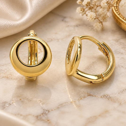 Oro Laminado Huggie Hoop, Gold Filled Style Polished, Golden Finish