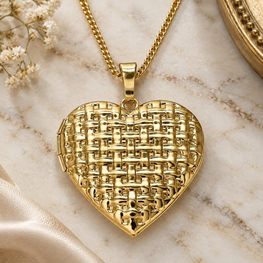 Oro Laminado Pendant Necklace, Gold Filled Style Heart Design, Polished, Golden Finish