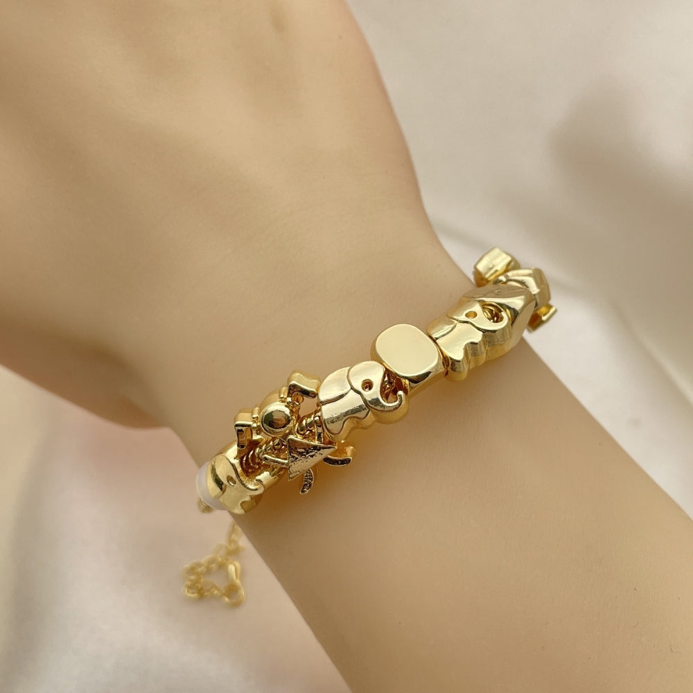 Oro Laminado Fancy Bracelet, Gold Filled Style Elephant and Little Girl Design, Polished, Golden Finish