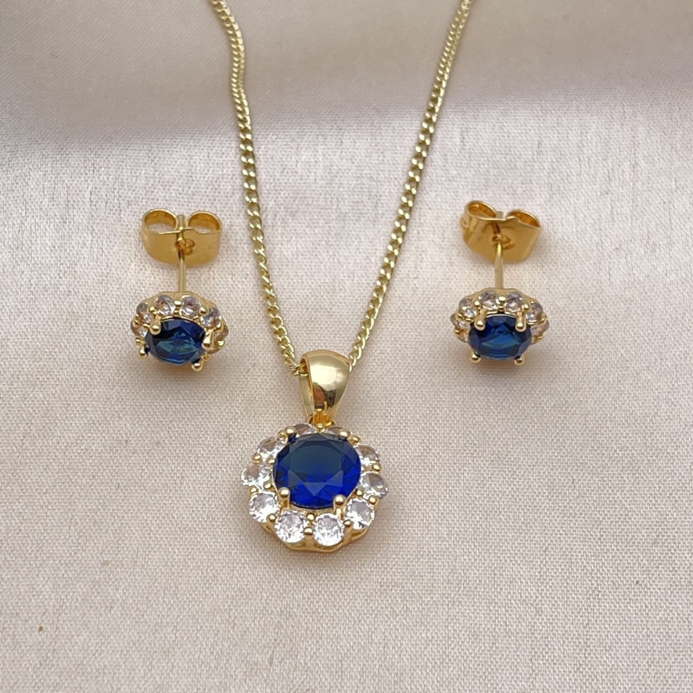 Oro Laminado Earring and Pendant Adult Set, Gold Filled Style Flower and Cluster Design, with Sapphire Blue and White Cubic Zirconia, Polished, Golden Finish