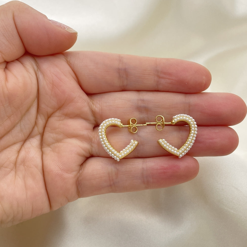Oro Laminado Stud Earring, Gold Filled Style Heart Design, with Ivory Pearl, Polished, Golden Finish