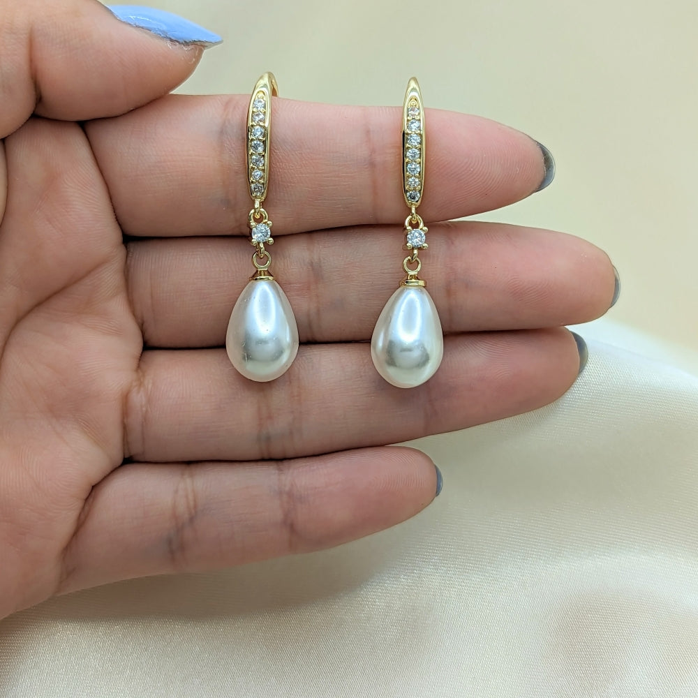 Oro Laminado Long Earring, Gold Filled Style Teardrop Design, with Ivory Pearl and White Cubic Zirconia, Polished, Golden Finish