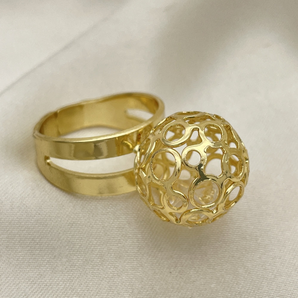 Oro Laminado Elegant Ring, Gold Filled Style Ball and Filigree Design, with White Crystal, Polished, Golden Finish