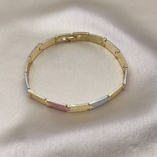 Oro Laminado Solid Bracelet, Gold Filled Style Diamond Cutting Finish, Tricolor