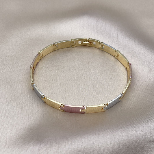 Oro Laminado Solid Bracelet, Gold Filled Style Diamond Cutting Finish, Tricolor