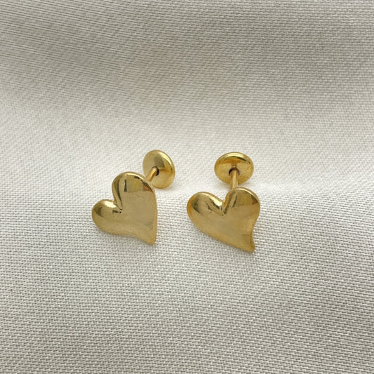 Oro Laminado Stud Earring, Gold Filled Style Heart Design, White Polished, Golden Finish