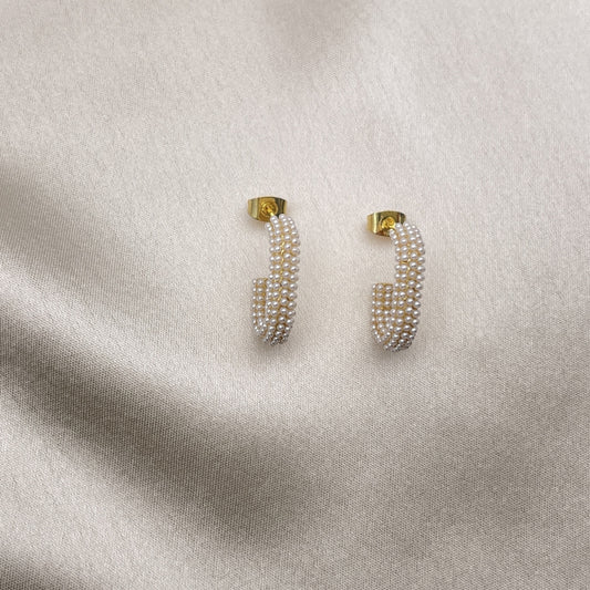 Oro Laminado Stud Earring, Gold Filled Style with Ivory Pearl, Polished, Golden Finish