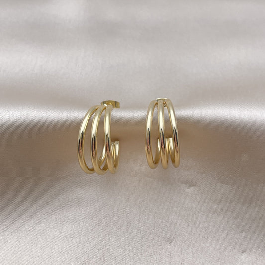 Oro Laminado Small Hoop, Gold Filled Style Polished, Golden Finish