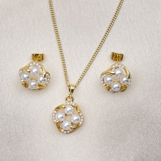 Oro Laminado Earring and Pendant Adult Set, Gold Filled Style with Ivory Pearl, Polished, Golden Finish