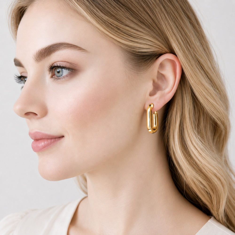 Oro Laminado Stud Earring, Gold Filled Style Hollow Design, Polished, Golden Finish