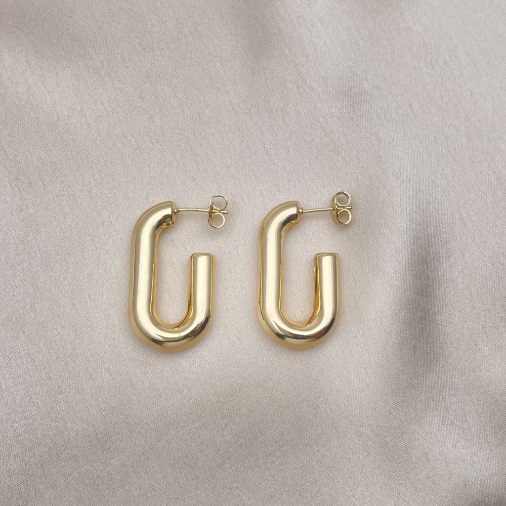 Oro Laminado Stud Earring, Gold Filled Style Hollow Design, Polished, Golden Finish