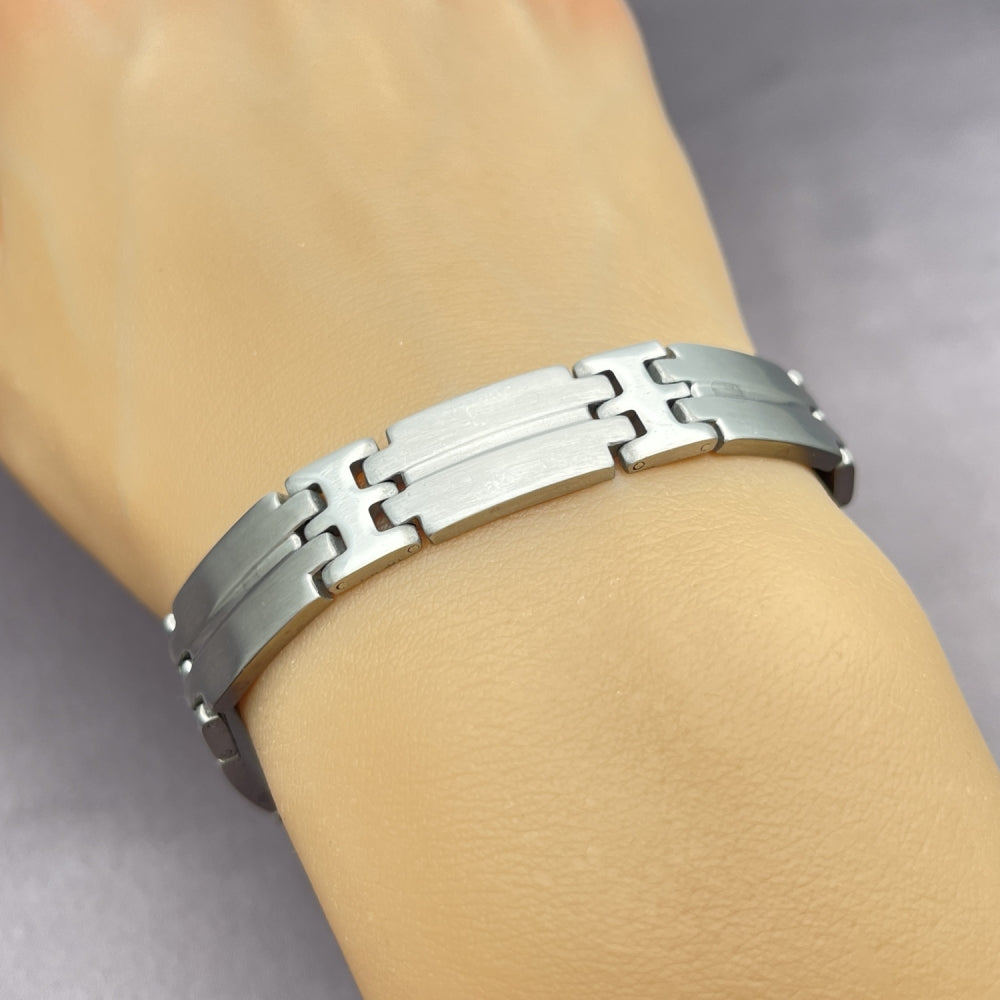 Stainless Steel Solid Bracelet, Polished, Steel Finish