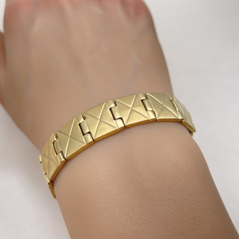 Stainless Steel Solid Bracelet, Polished, Golden Finish