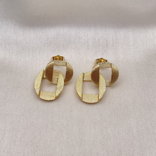 Oro Laminado Dangle Earring, Gold Filled Style Matte Finish, Golden Finish