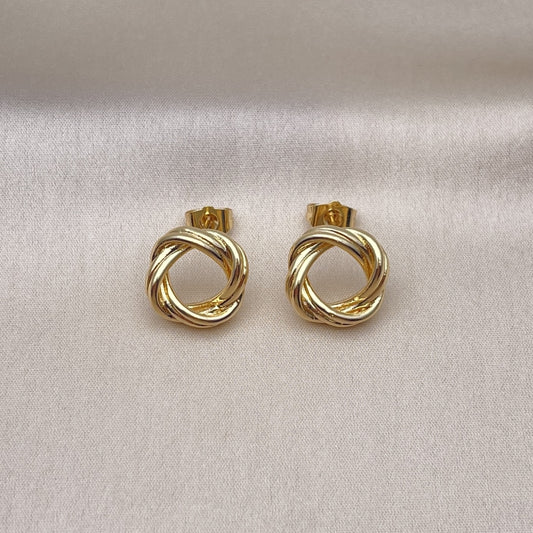 Oro Laminado Stud Earring, Gold Filled Style Love Knot Design, Polished, Golden Finish