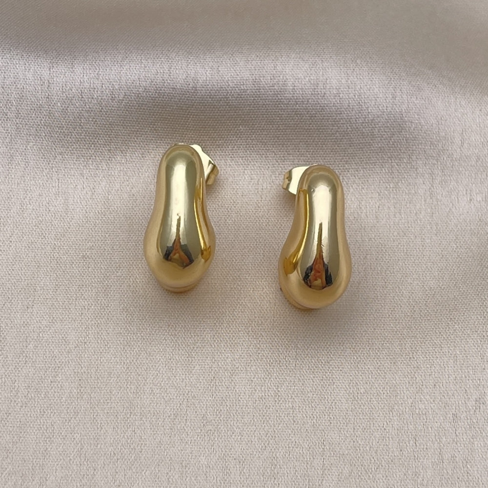 Oro Laminado Stud Earring, Gold Filled Style Polished, Golden Finish