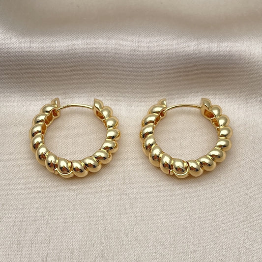 Oro Laminado Huggie Hoop, Gold Filled Style Twist Design, Polished, Golden Finish