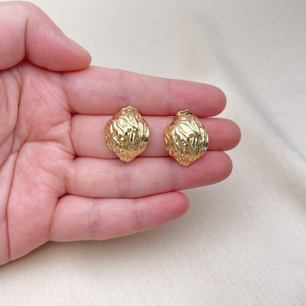 Oro Laminado Stud Earring, Gold Filled Style Polished, Golden Finish