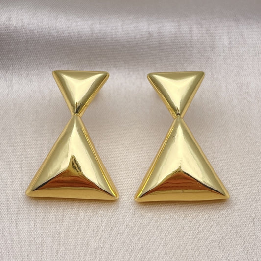 Oro Laminado Dangle Earring, Gold Filled Style Polished, Golden Finish