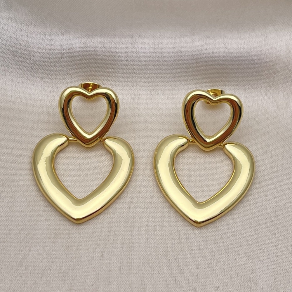 Oro Laminado Dangle Earring, Gold Filled Style Heart Design, Polished, Golden Finish