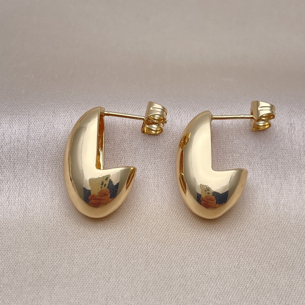 Oro Laminado Stud Earring, Gold Filled Style Polished, Golden Finish