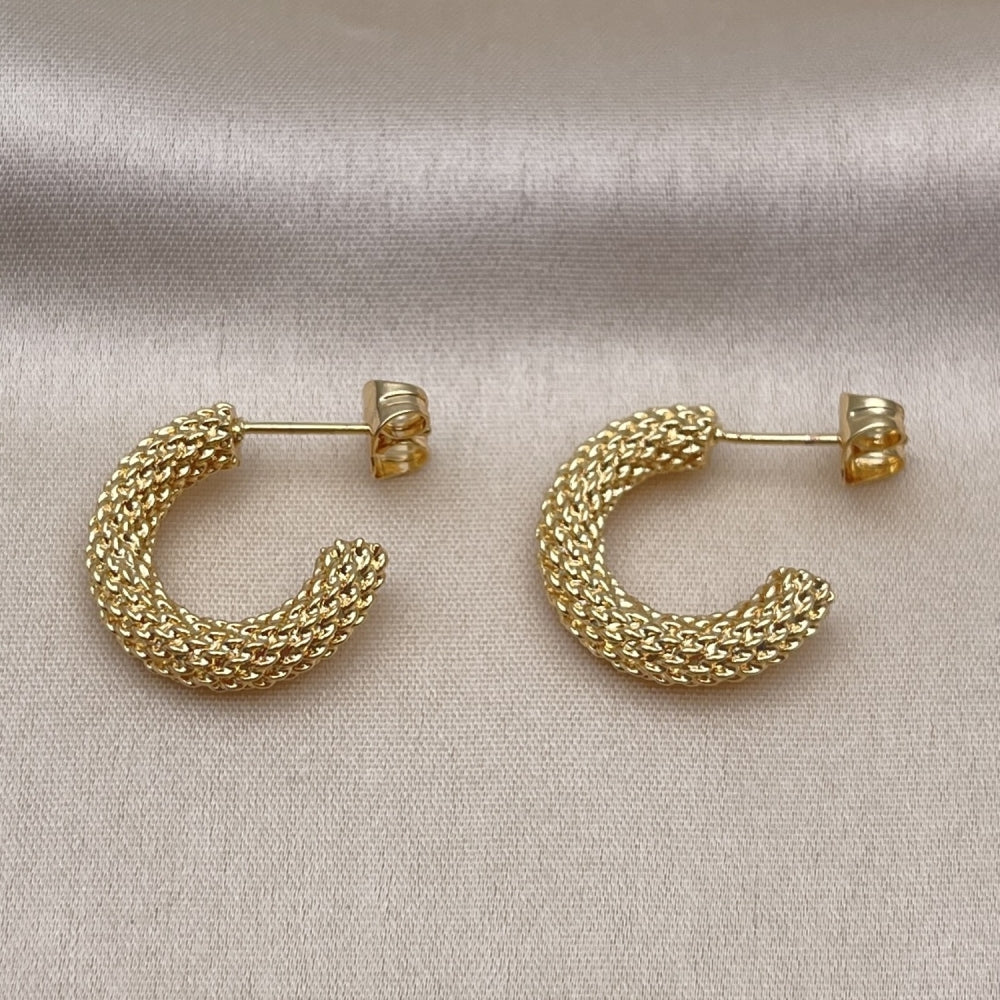 Oro Laminado Small Hoop, Gold Filled Style Rope Design, Diamond Cutting Finish, Golden Finish