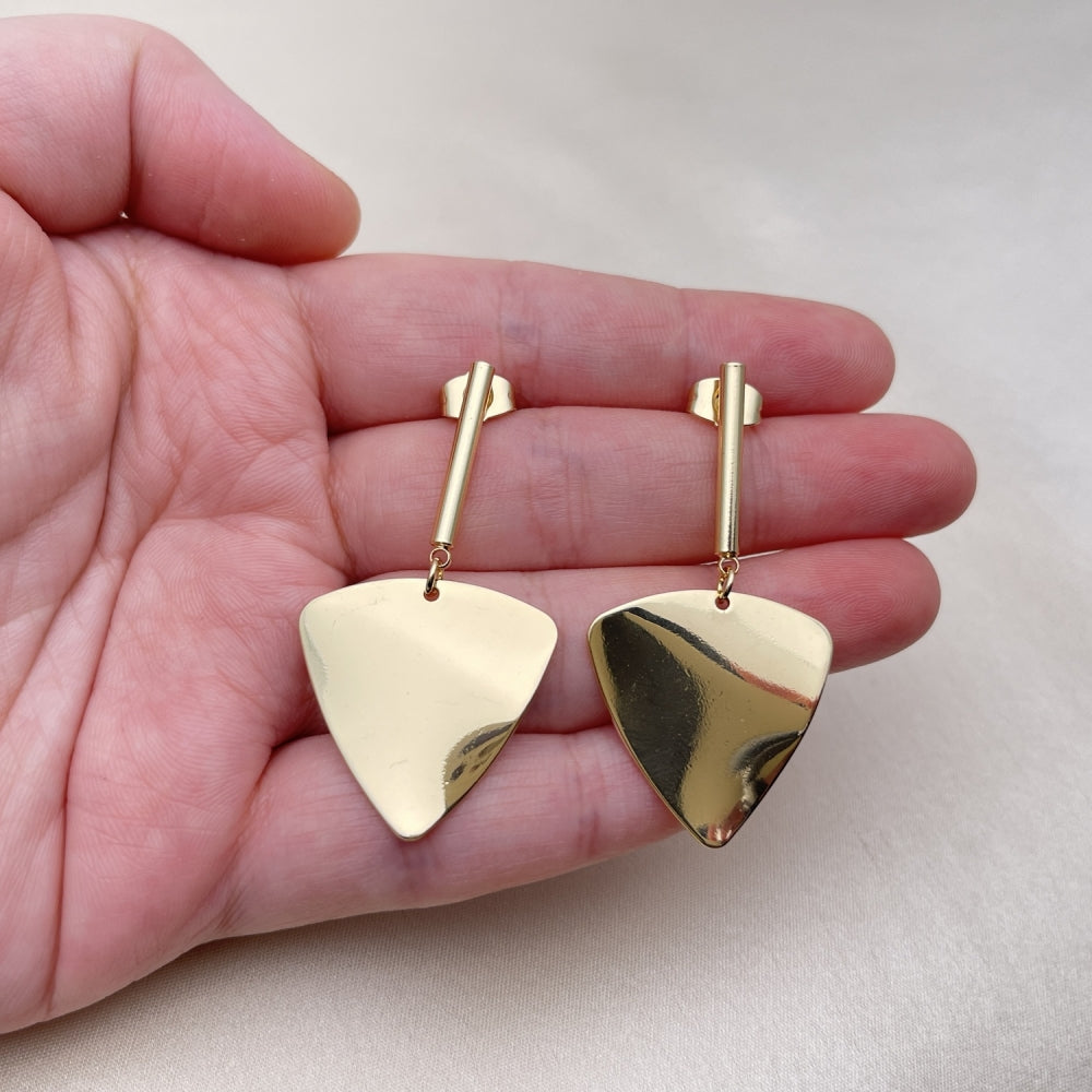 Oro Laminado Long Earring, Gold Filled Style Polished, Golden Finish