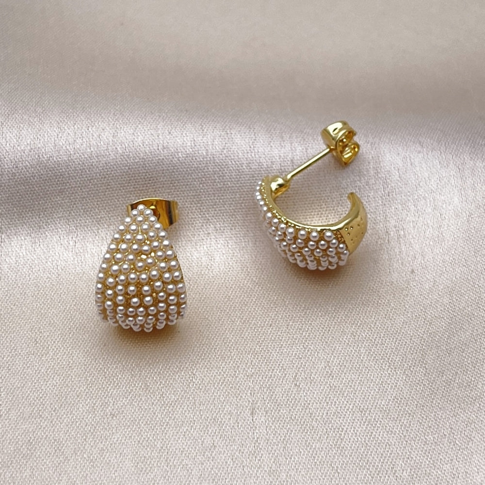 Oro Laminado Stud Earring, Gold Filled Style Teardrop Design, with Ivory Pearl, Polished, Golden Finish
