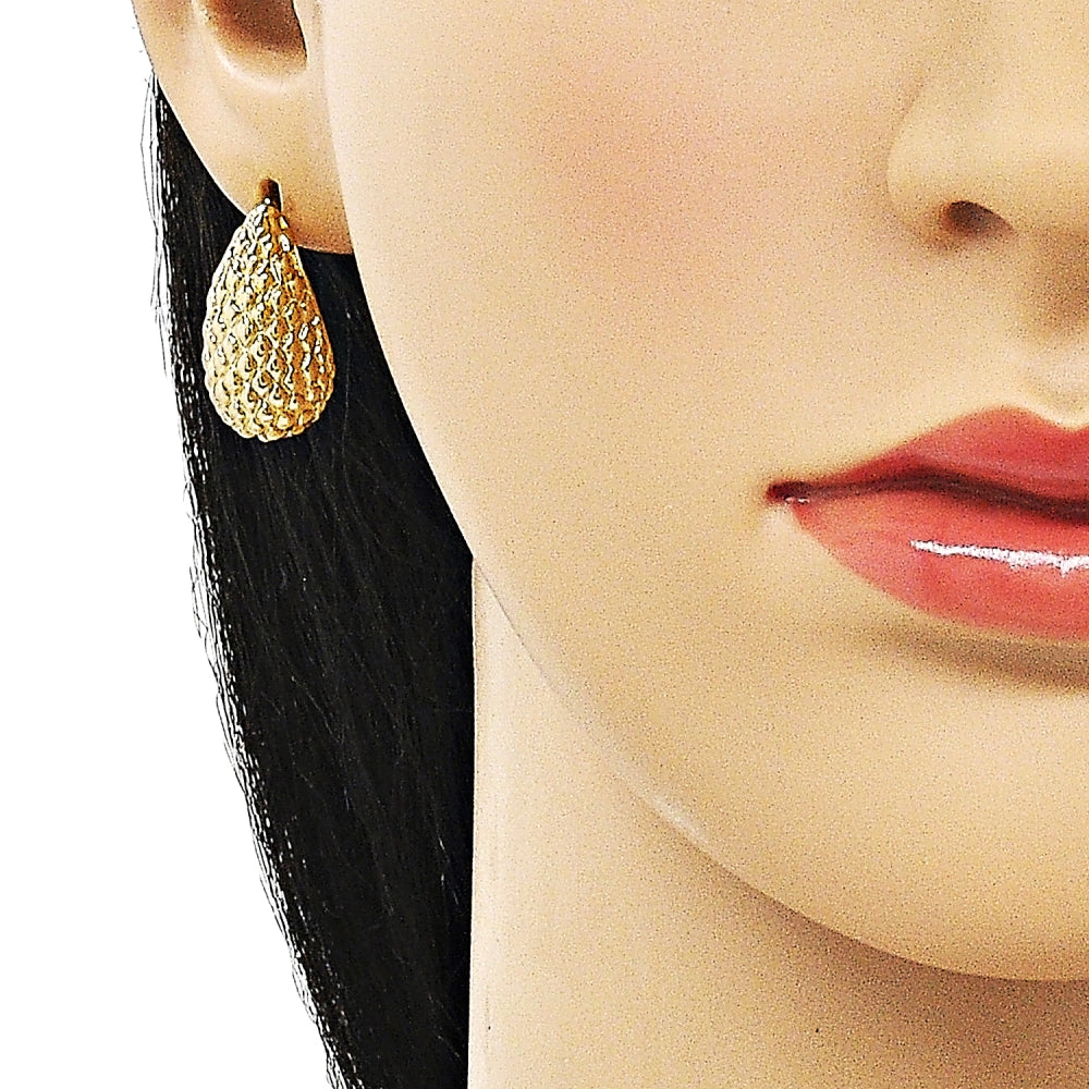 Oro Laminado Stud Earring, Gold Filled Style Teardrop Design, Diamond Cutting Finish, Golden Finish