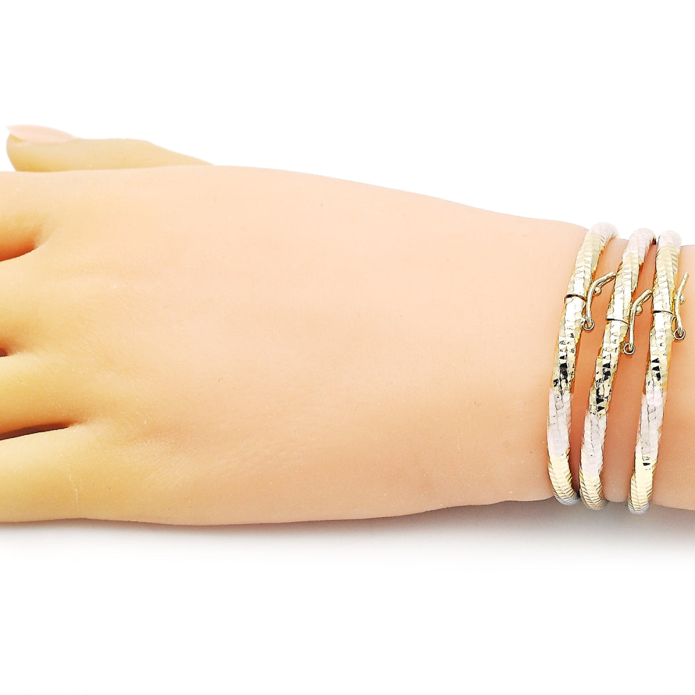 Oro Laminado Trio Bangle, Gold Filled Style Hollow Design, Diamond Cutting Finish, Golden Finish