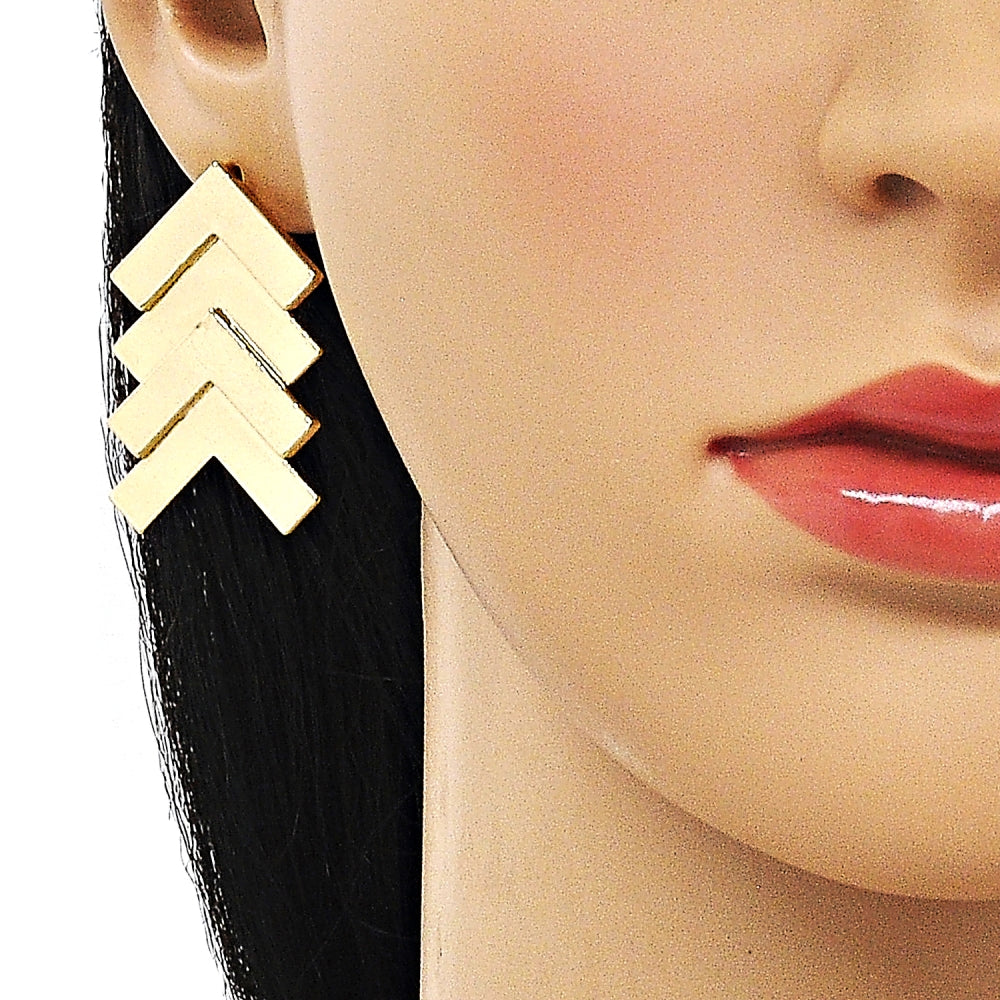Oro Laminado Stud Earring, Gold Filled Style Polished, Golden Finish