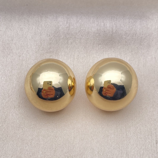 Oro Laminado Stud Earring, Gold Filled Style Ball Design, Polished, Golden Finish