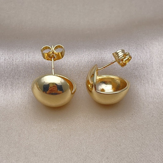 Oro Laminado Stud Earring, Gold Filled Style Ball Design, Polished, Golden Finish