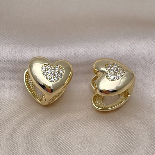 Oro Laminado Huggie Hoop, Gold Filled Style Heart Design, with White Micro Pave, Polished, Golden Finish