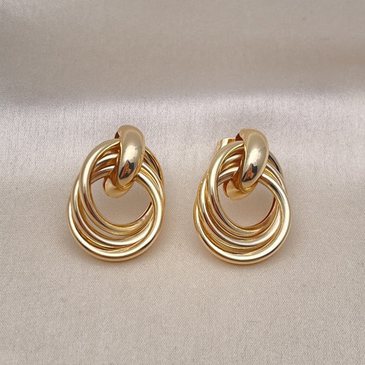 Oro Laminado Stud Earring, Gold Filled Style Hollow Design, Polished, Golden Finish